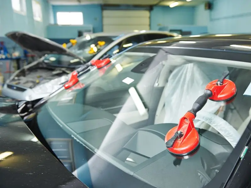 Fast and reliable auto glass repairs